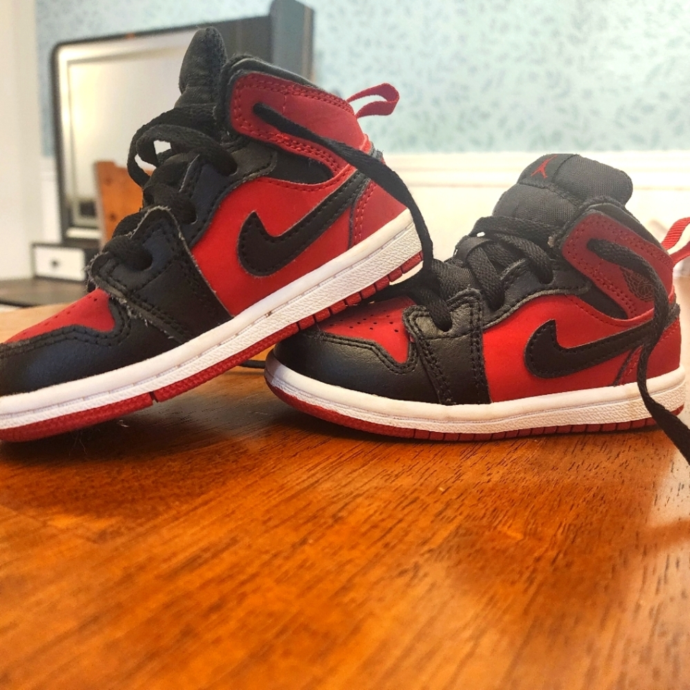NIKE AIR JORDAN RETRO 1 HI OG SHOES 640735-610 7C TODDLER BRED TOE GYM RED KIDS